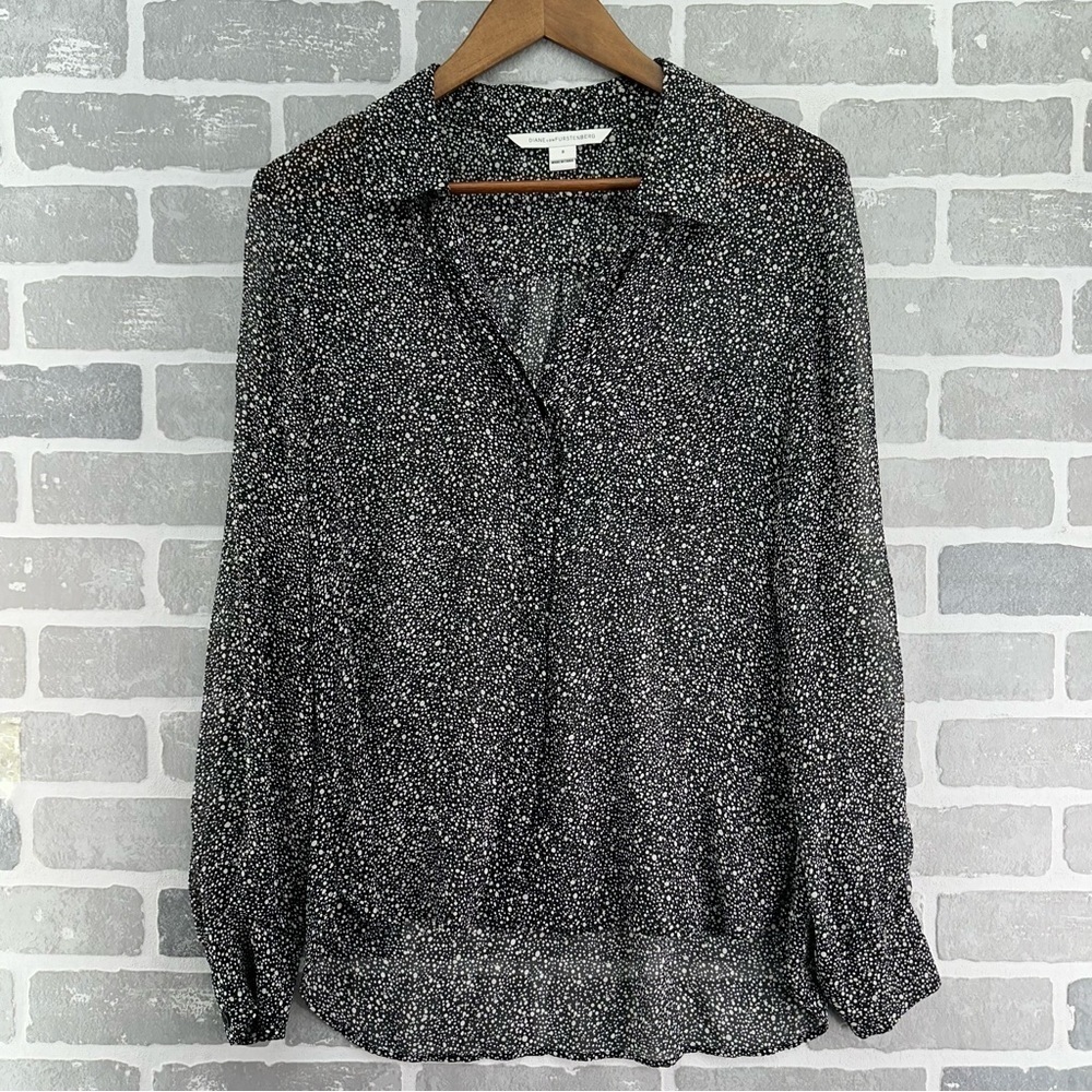 Diana Von Furstenberg Black and White Sheer Button Front Long Sleeve Top Size 8